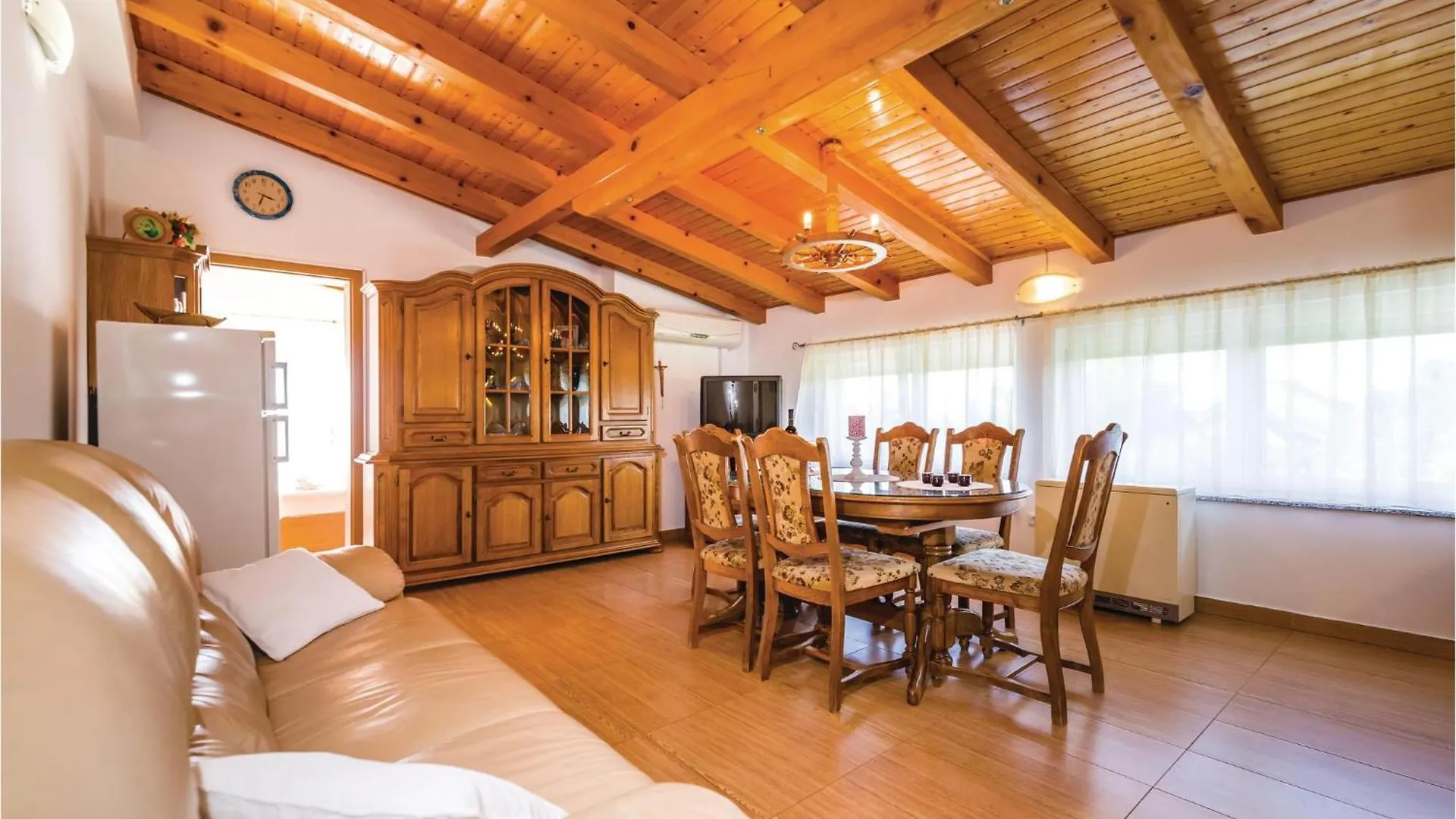 Holiday home Amazing Home In Debeljak With Kitchen