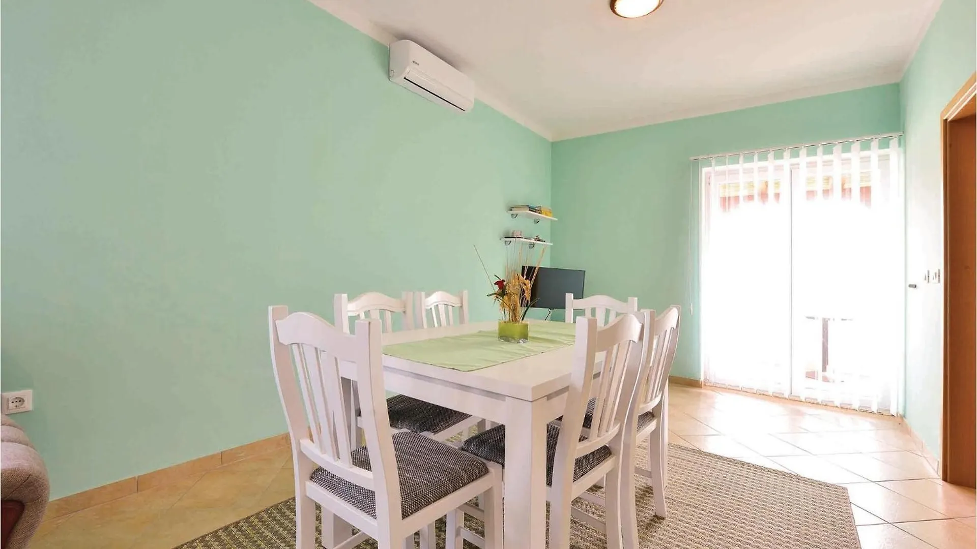 Holiday home Amazing Home In Debeljak With Kitchen