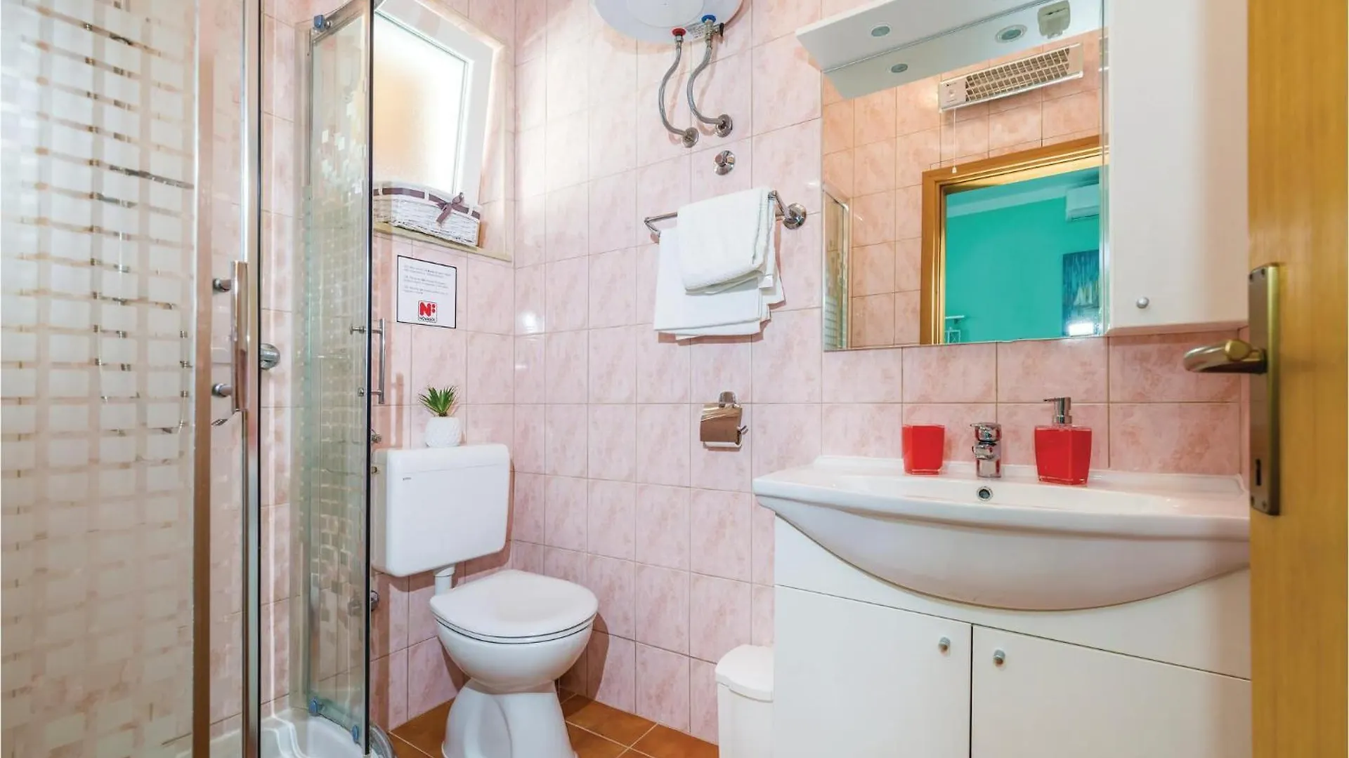 Holiday home Amazing Home In Debeljak With Kitchen
