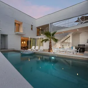 Dante Zadarvillas Vila
